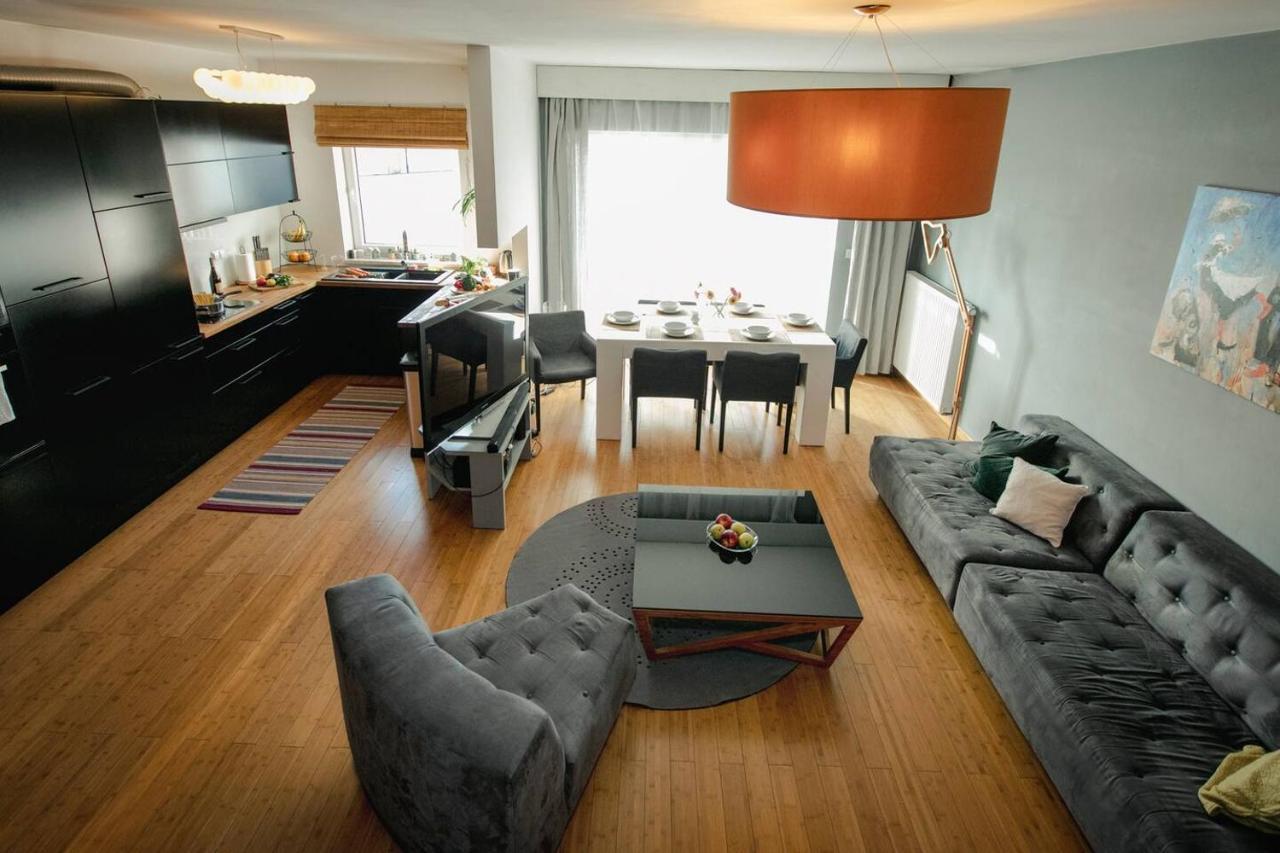 Dwupoziomowy, Rodzinny Apartament. Ochrona, Garaz. Warschau Exterior foto