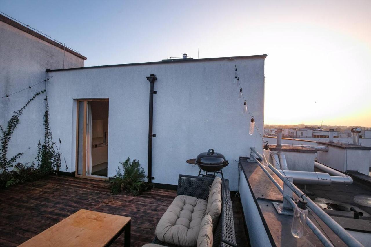 Dwupoziomowy, Rodzinny Apartament. Ochrona, Garaz. Warschau Exterior foto